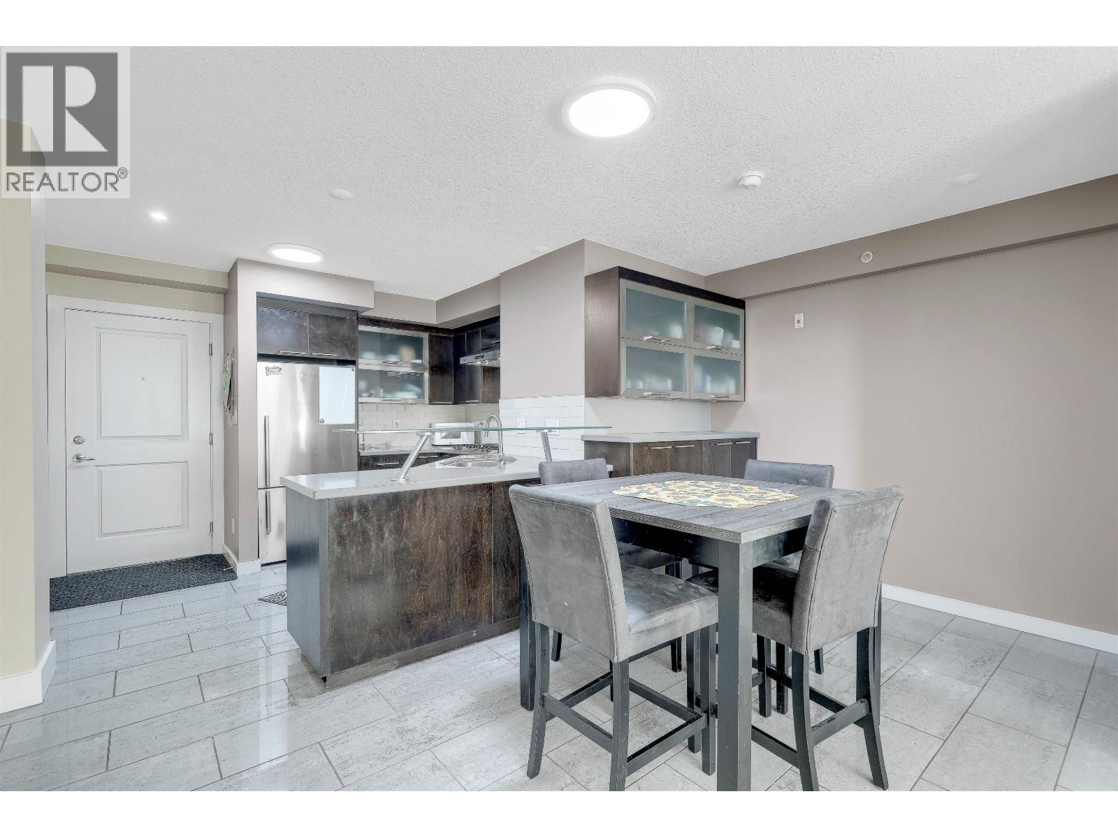 206 3811 Hastings Street, Burnaby, British Columbia  V5C 6V2 - Photo 10 - R3173023