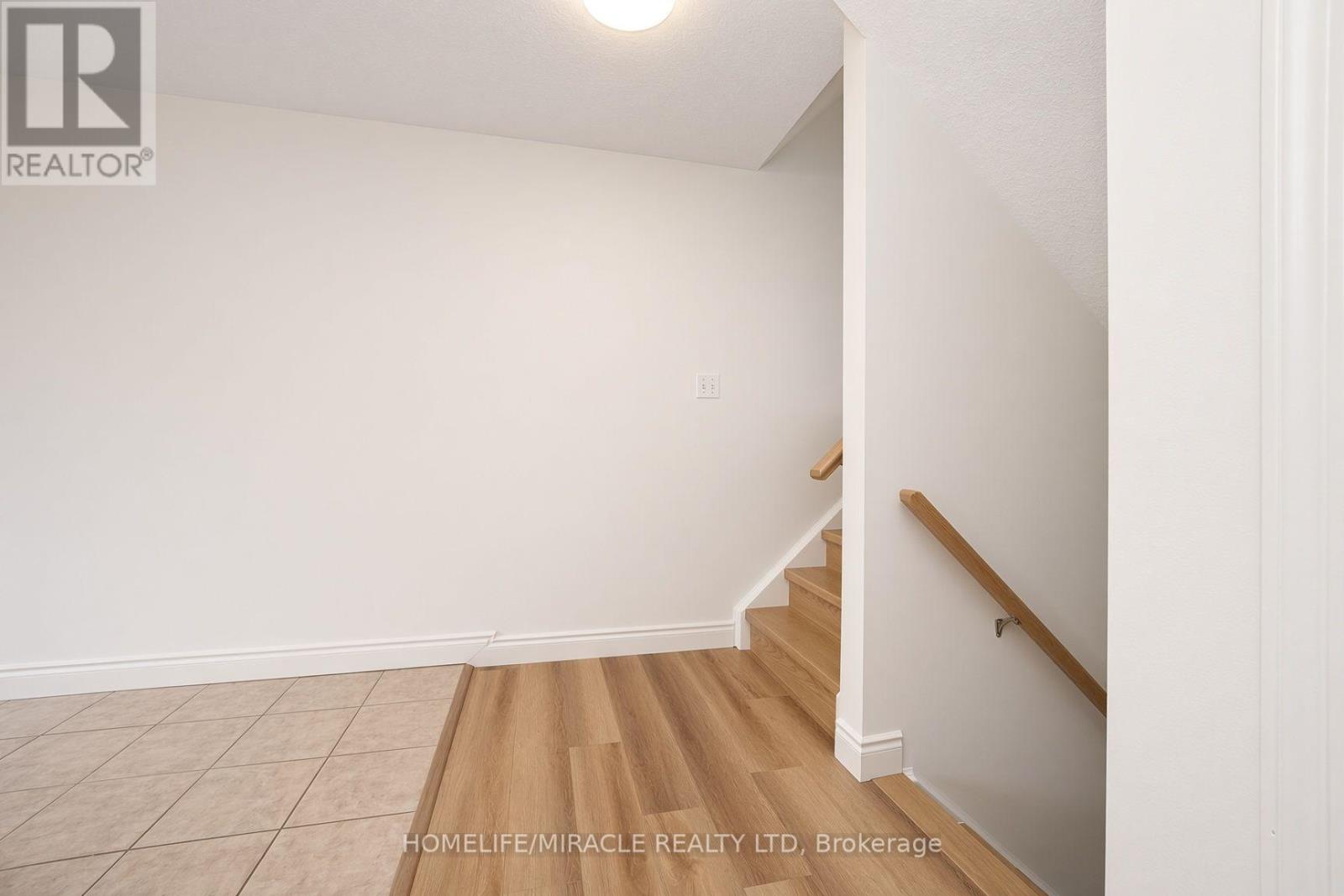 250 Parkvale Drive, Kitchener, Ontario  N2R 1Y8 - Photo 37 - X13864810