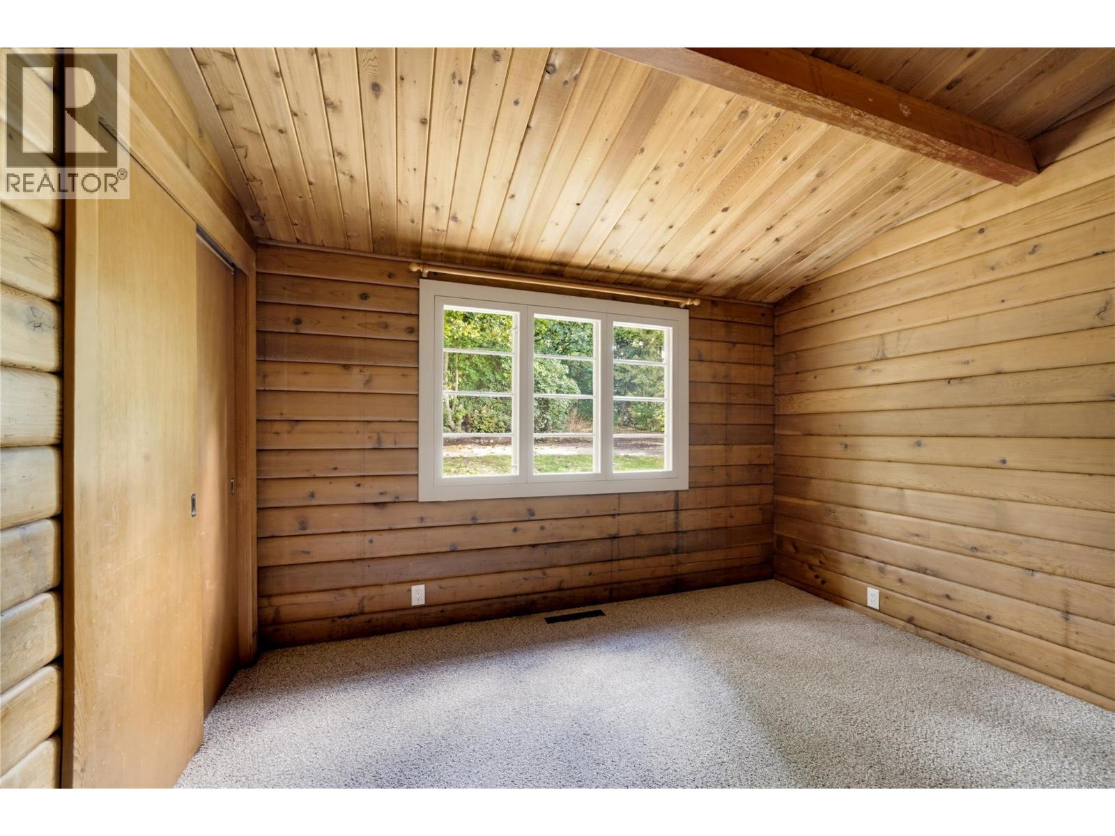 1260 16 Street NE, Salmon Arm, British Columbia  V1E 2V1 - Photo 28 - 10396903