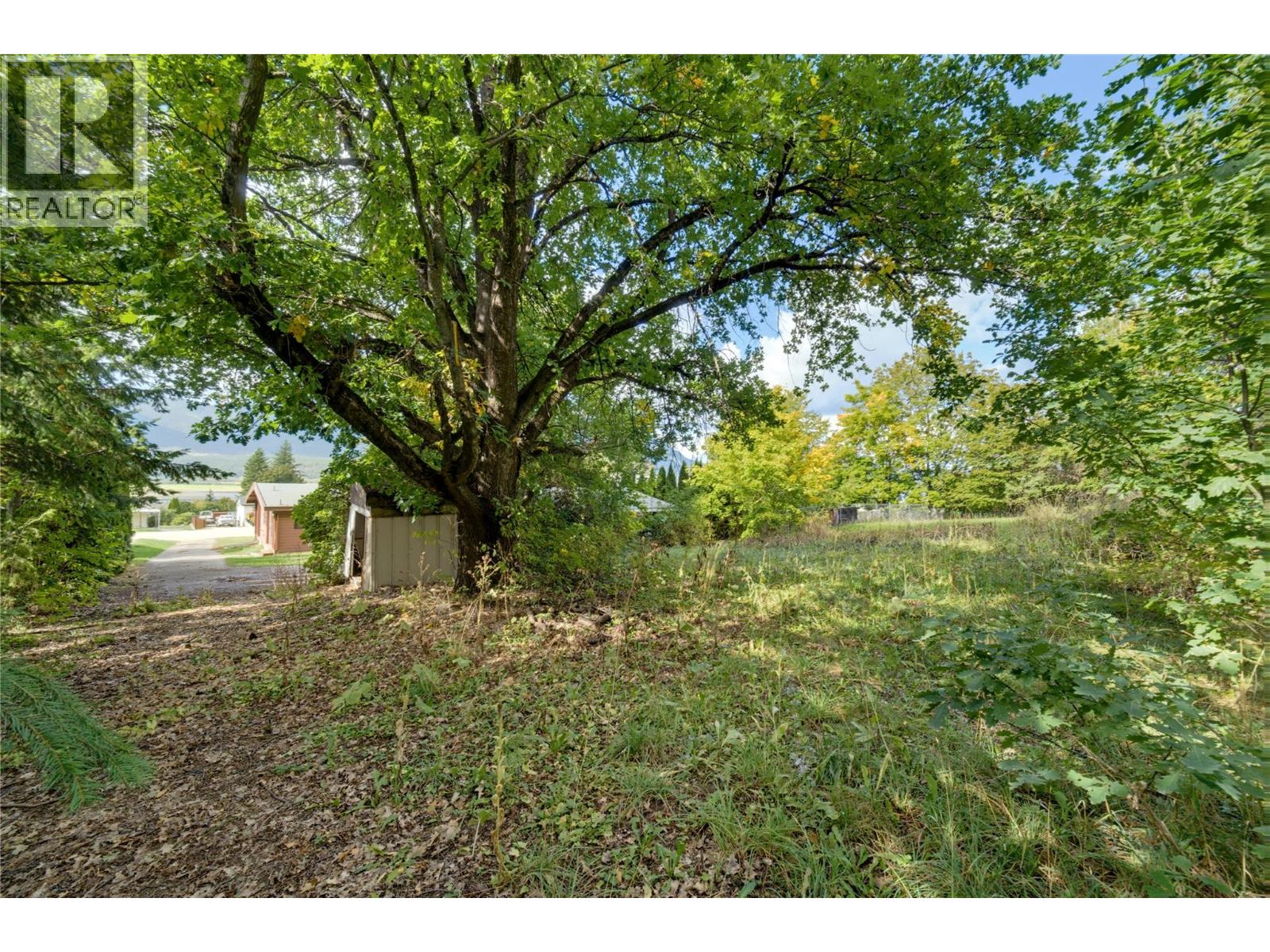 1260 16 Street NE, Salmon Arm, British Columbia  V1E 2V1 - Photo 47 - 10396903