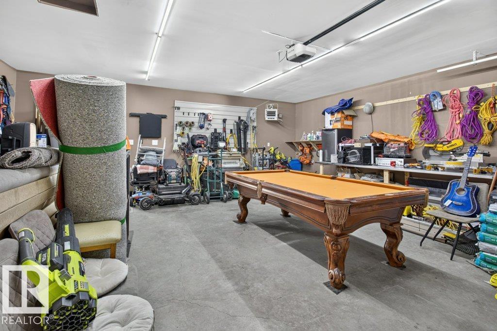 3829 110 AV NW