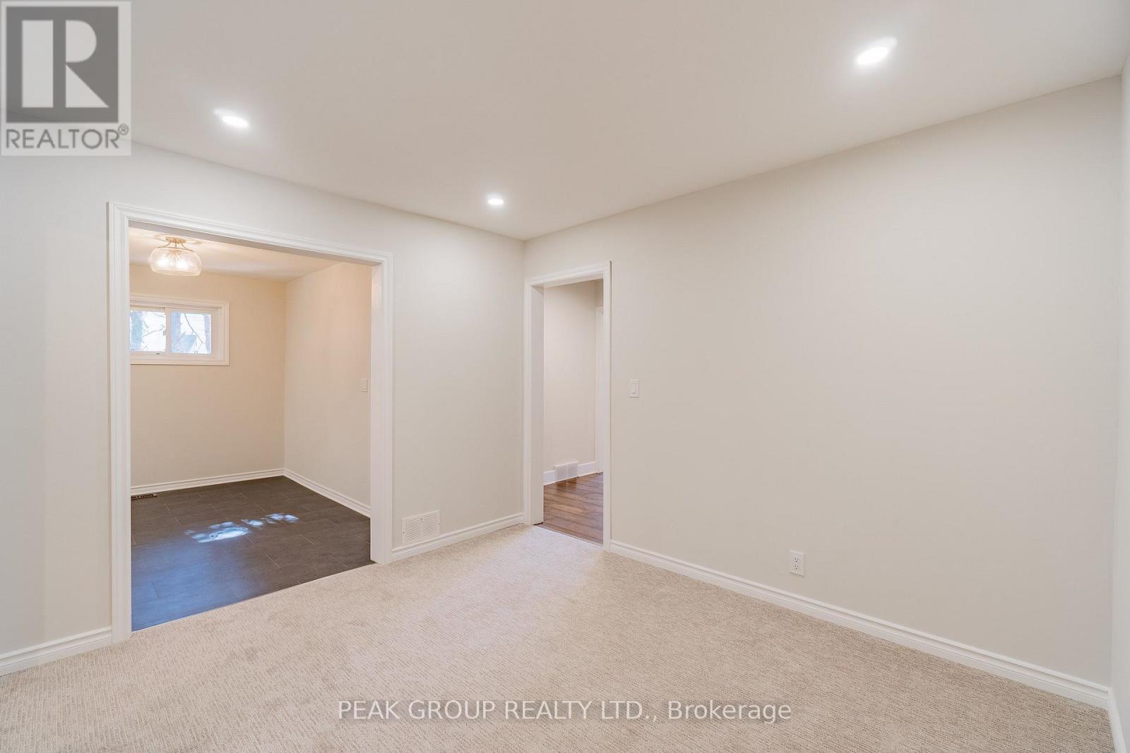 6020 Keith Street, Niagara Falls (Church's Lane), Ontario  L2J 1K2 - Photo 8 - X13874598