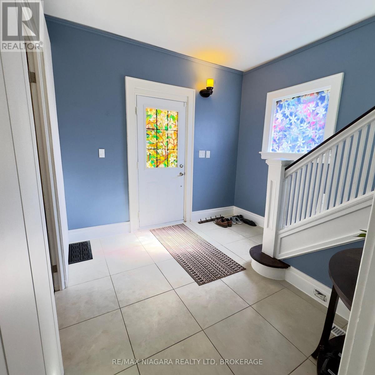 4825 Crysler Avenue, Niagara Falls (Downtown), Ontario  L2E 3W3 - Photo 4 - X13874622