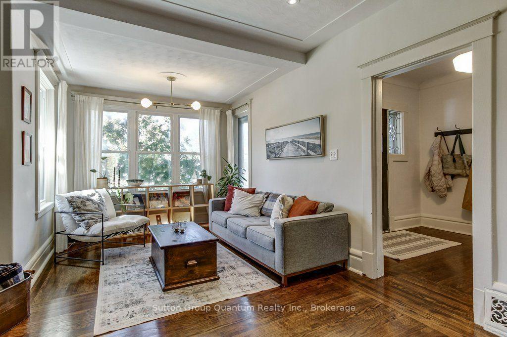 43 Rosslyn Avenue S, Hamilton (Delta), Ontario  L8M 3J1 - Photo 12 - X13874616