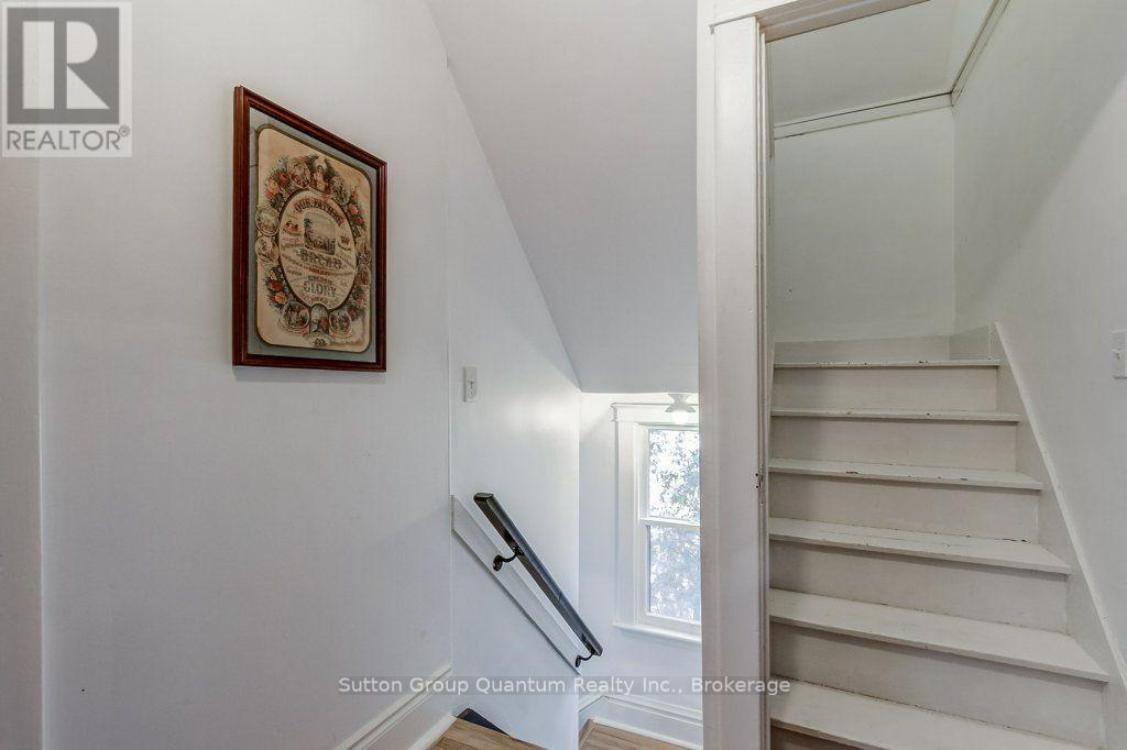 43 Rosslyn Avenue S, Hamilton (Delta), Ontario  L8M 3J1 - Photo 35 - X13874616