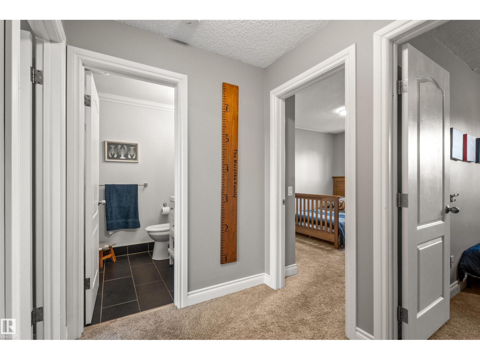 17 DONLEVY PL