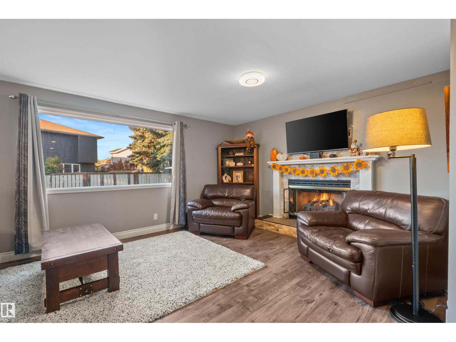 17 DONLEVY PL