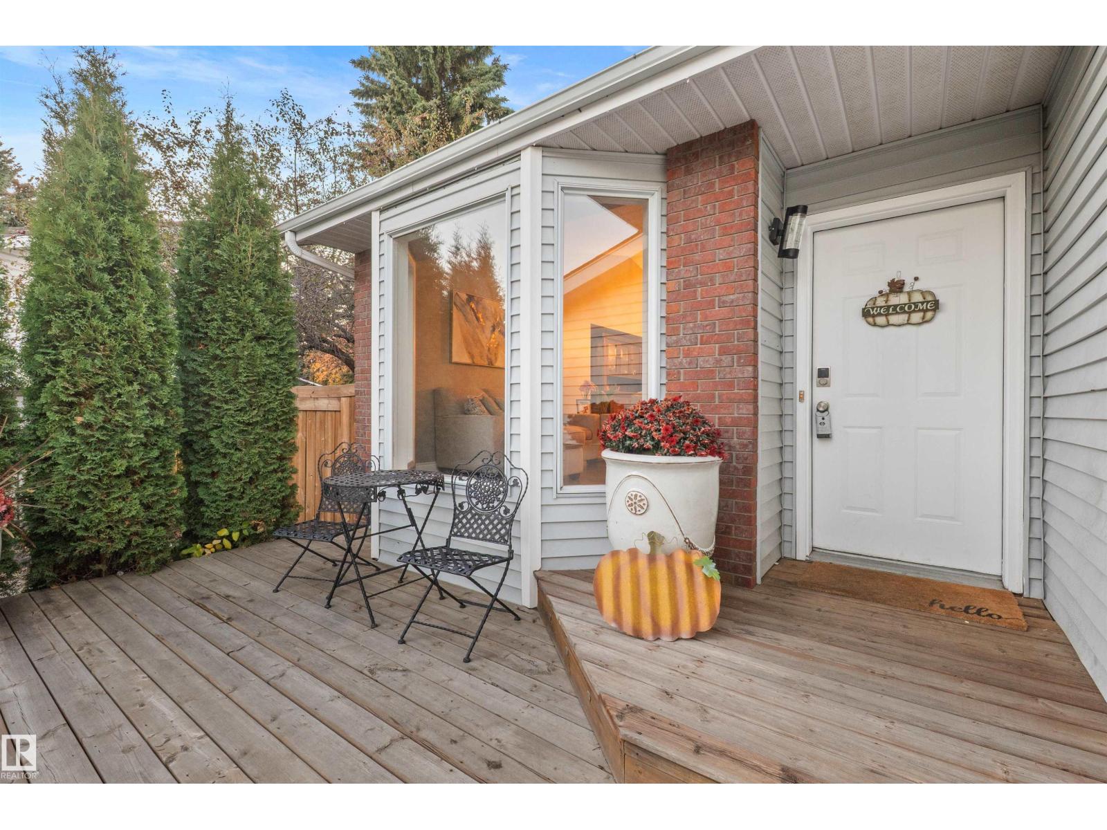 17 DONLEVY PL