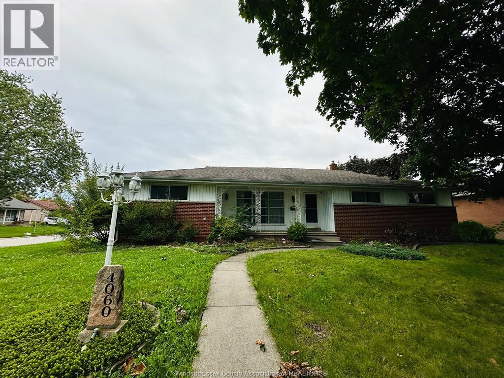 4060 Churchill Unit# Main, Windsor, Ontario  N9G 2E7 - Photo 3 - 26024652