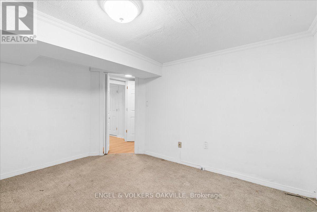 351 Renforth Drive, Toronto, Ontario  M9C 2L8 - Photo 29 - W13874608