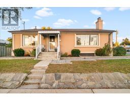 351 RENFORTH DRIVE, Toronto, Ontario