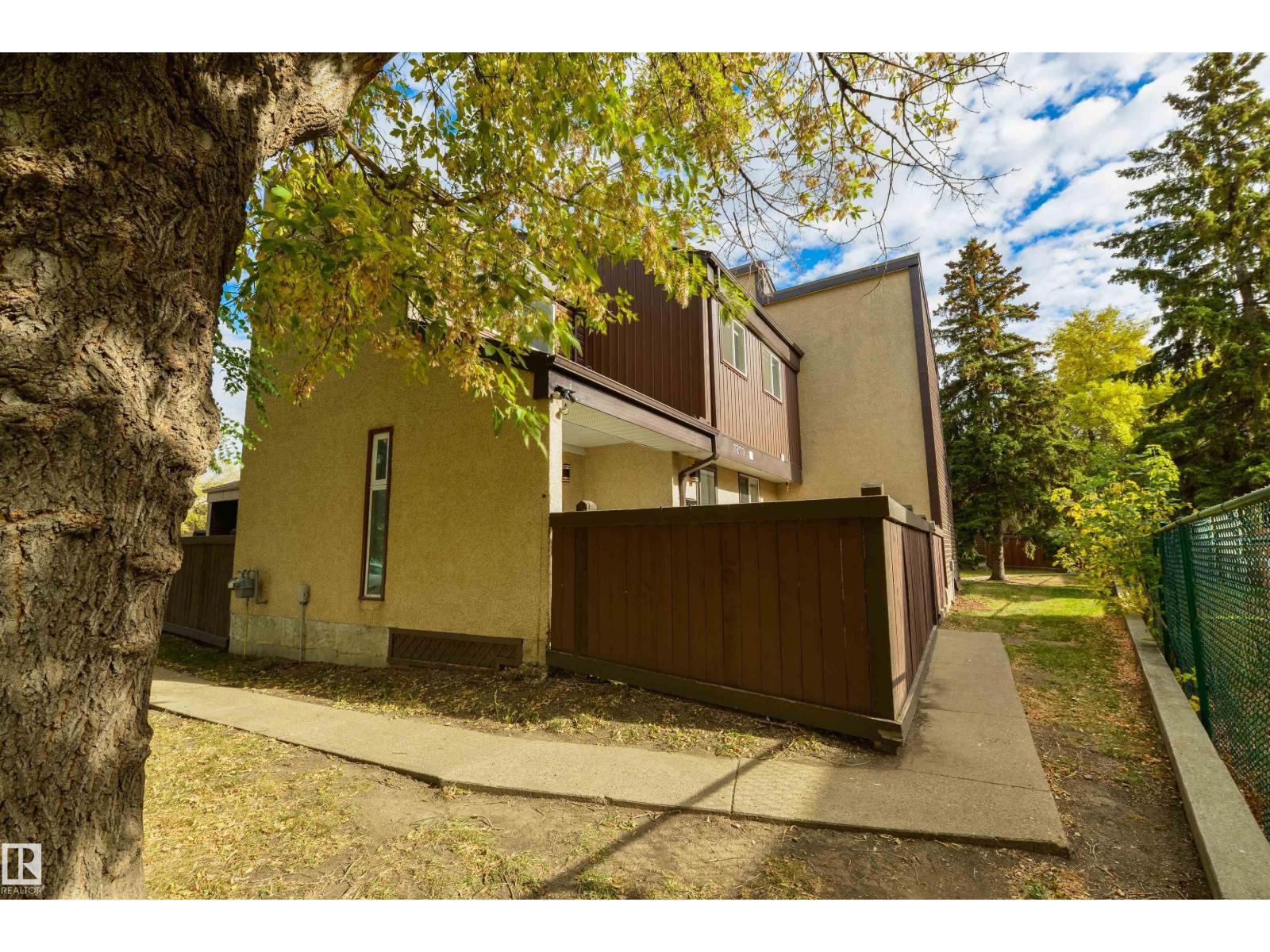 7209 180 ST NW