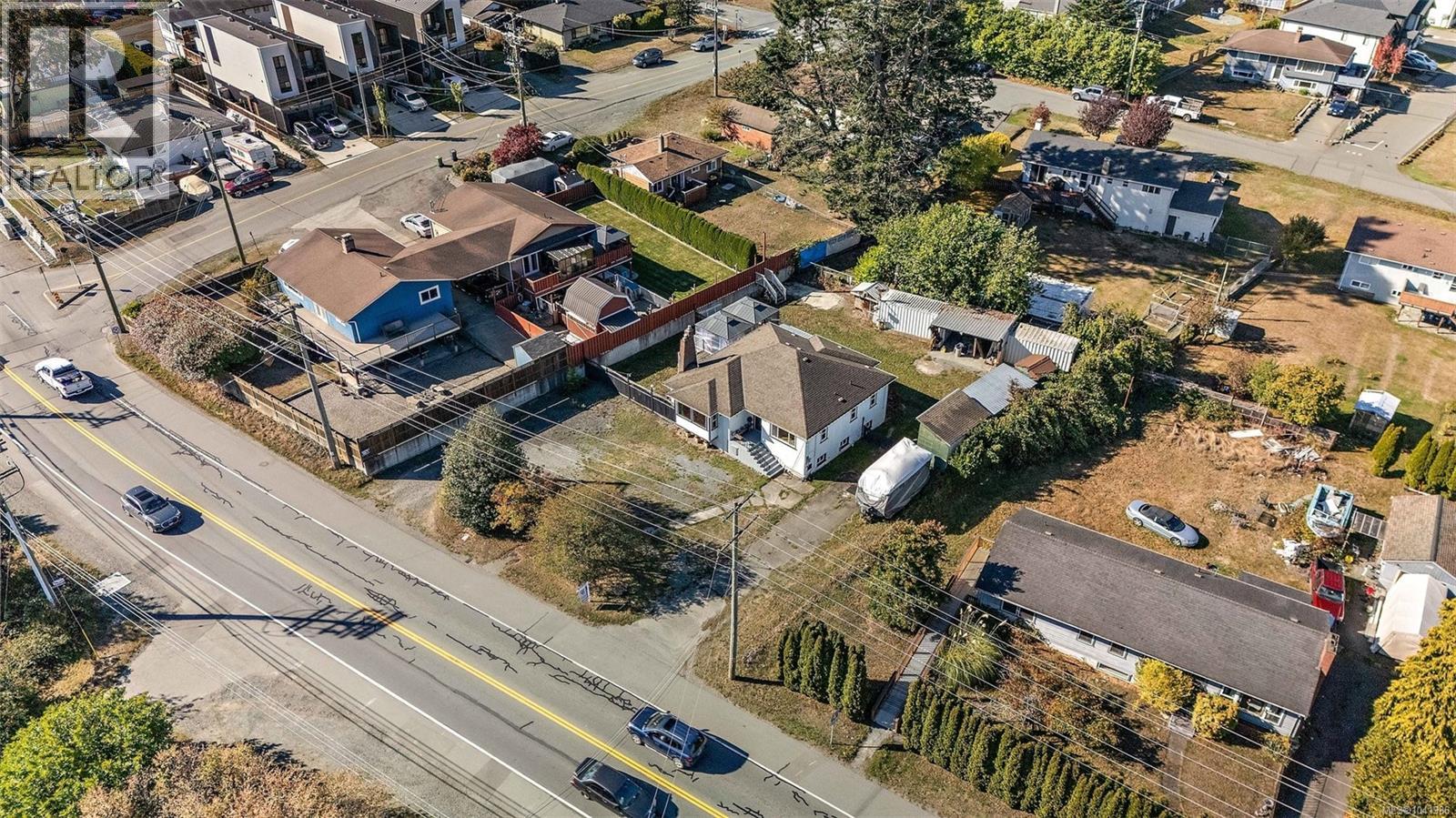 6484 Sooke Rd