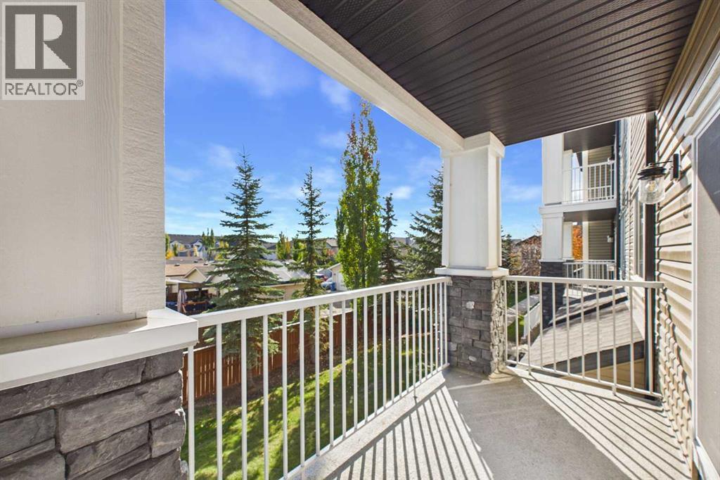 1203, 115 Prestwick Villas SE