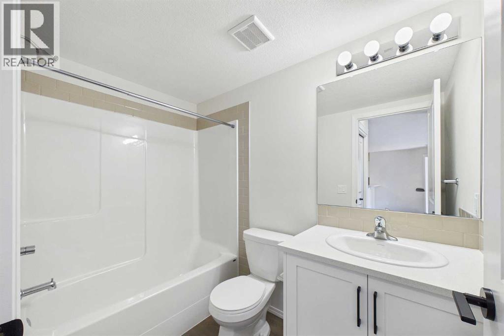1203, 115 Prestwick Villas SE