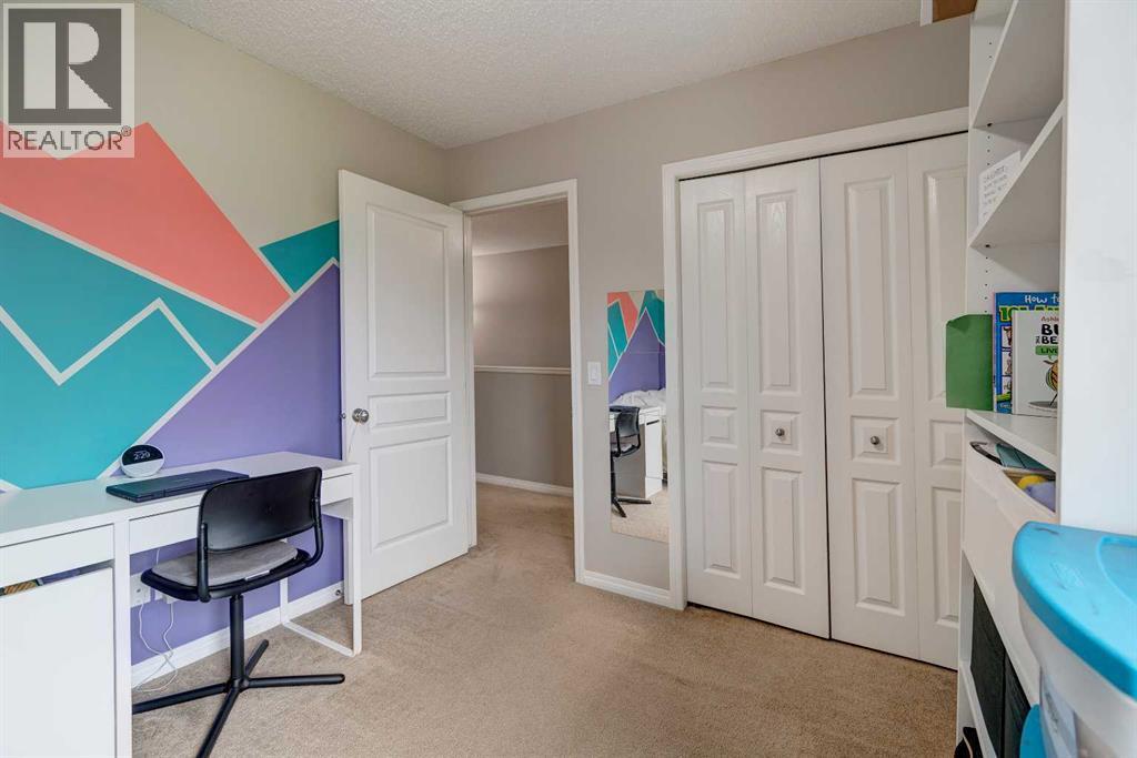 154 Canals Circle SW
