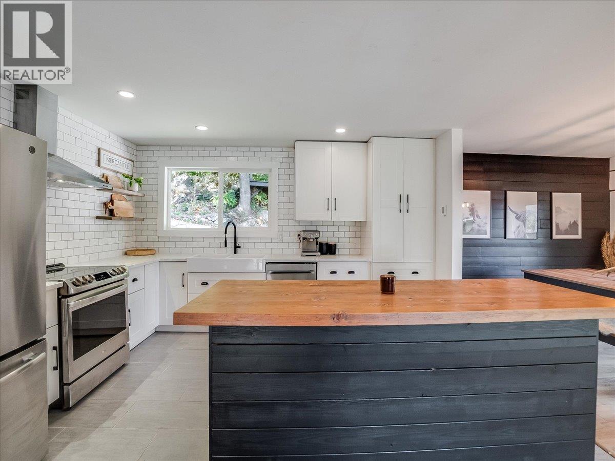 1765 Ridgewood Road, Nelson, British Columbia  V1L 6J9 - Photo 21 - 10402573