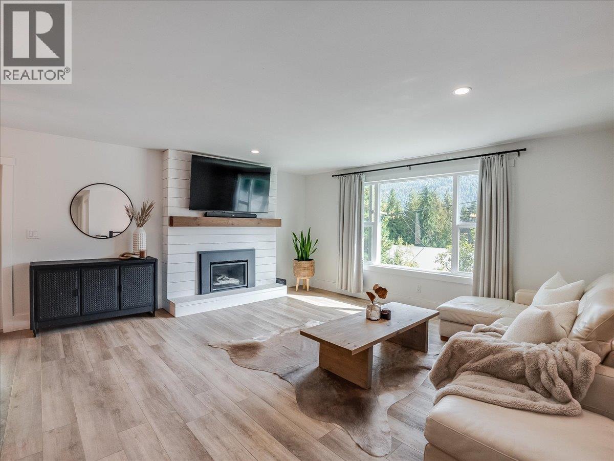 1765 Ridgewood Road, Nelson, British Columbia  V1L 6J9 - Photo 28 - 10402573