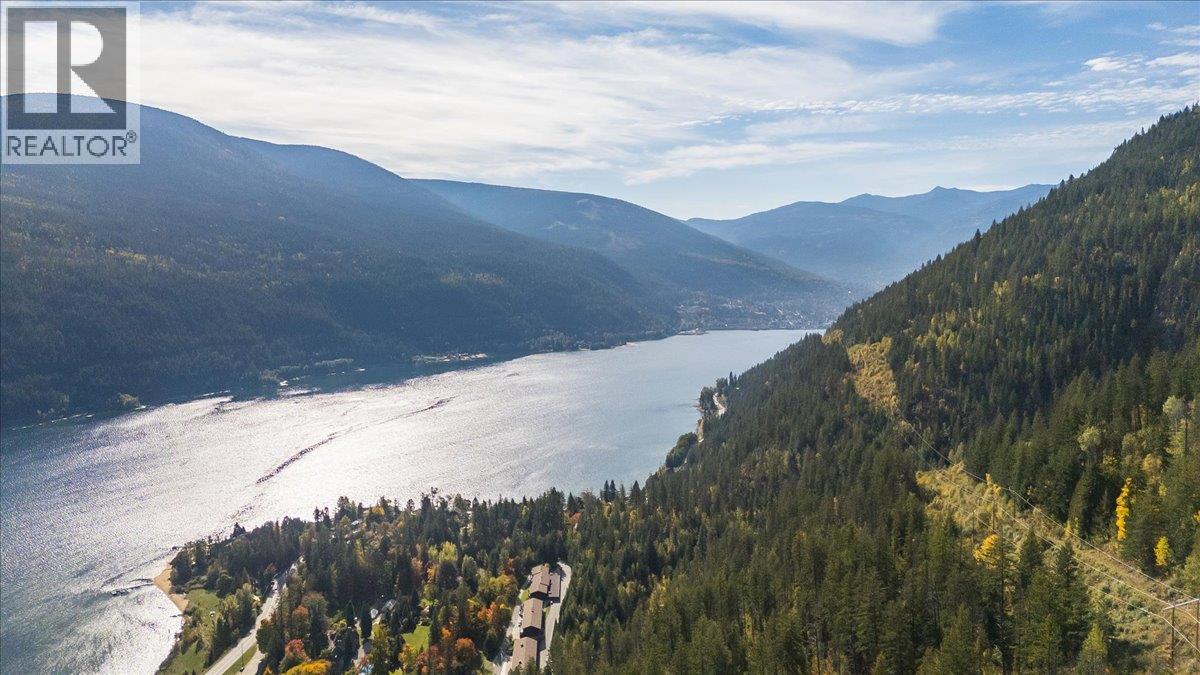 1765 Ridgewood Road, Nelson, British Columbia  V1L 6J9 - Photo 5 - 10402573