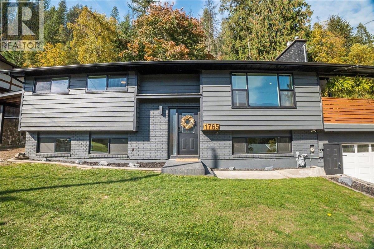1765 Ridgewood Road, Nelson, British Columbia  V1L 6J9 - Photo 9 - 10402573