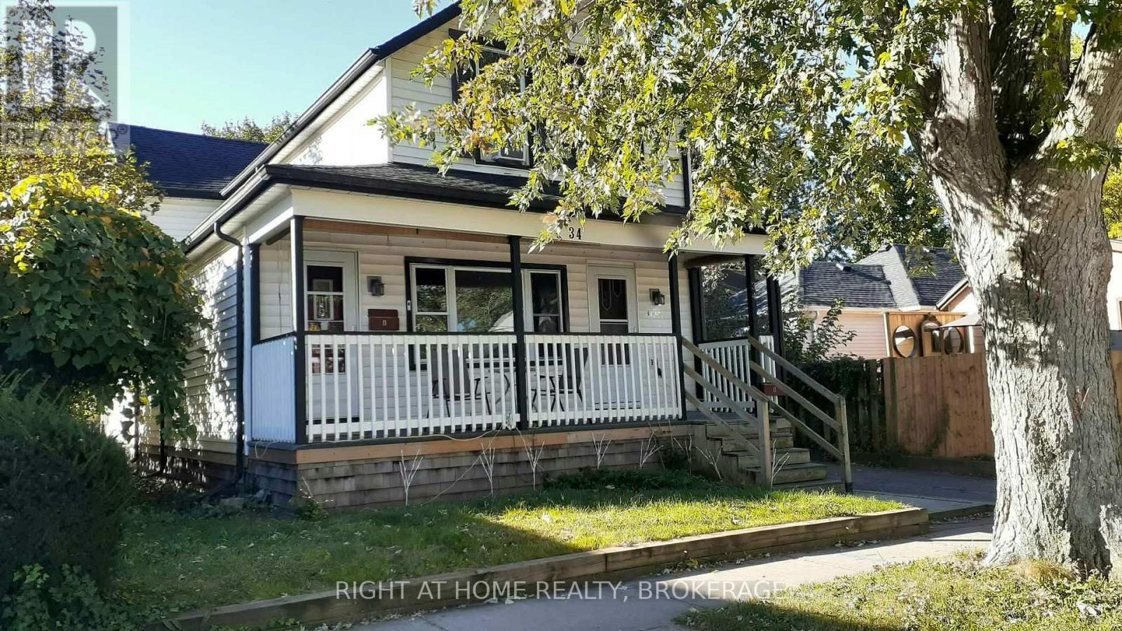Main - 34 Junkin Street, St. Catharines (Downtown), Ontario  L2R 1N6 - Photo 2 - X13874678