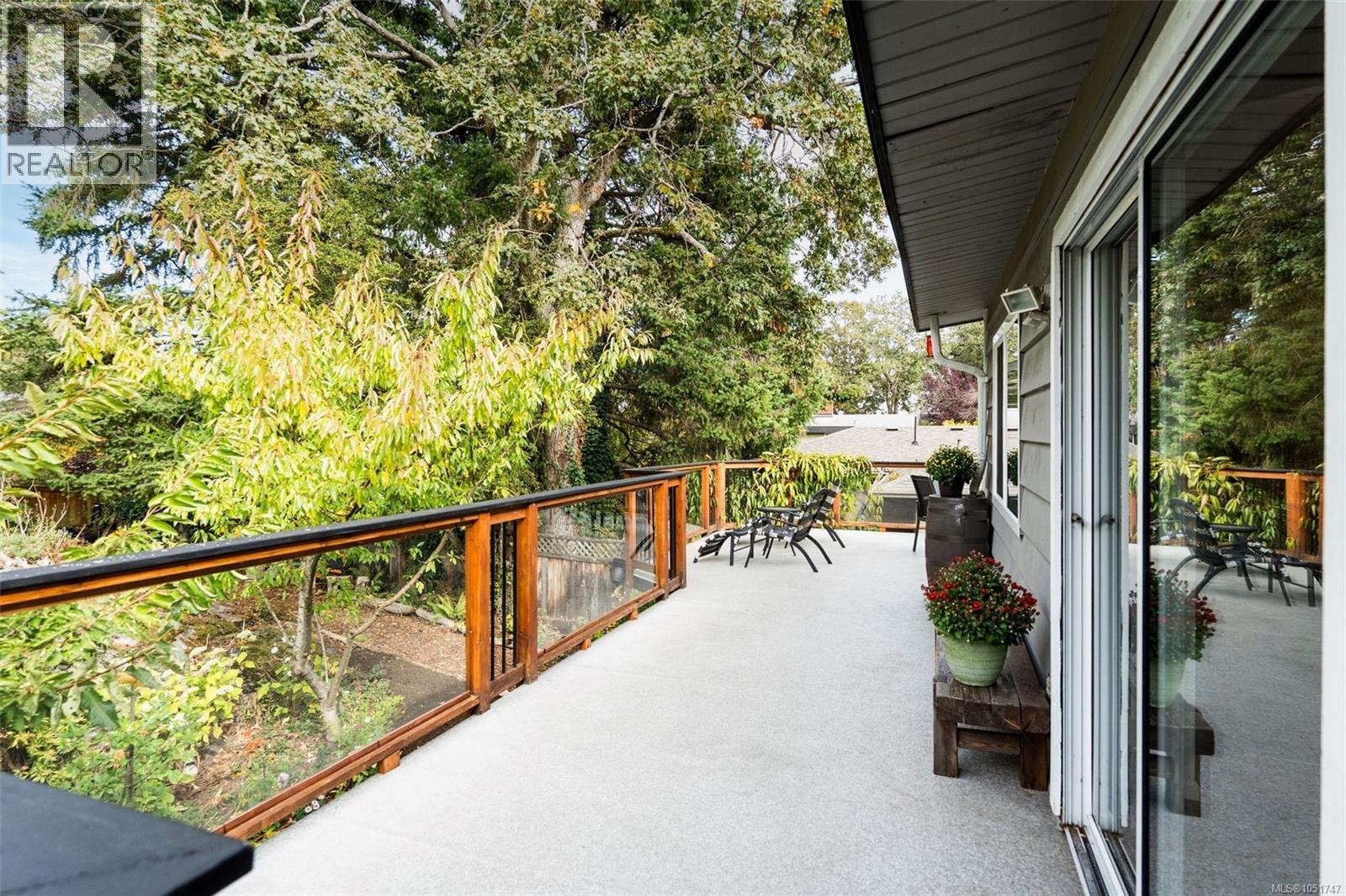 994 Ridgeway St, Saanich, British Columbia V8X 3C4 - Photo 23 - 1051747