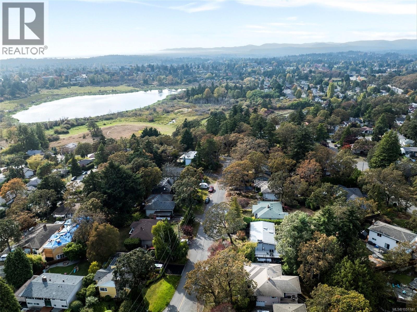 994 Ridgeway St, Saanich, British Columbia V8X 3C4 - Photo 62 - 1051747