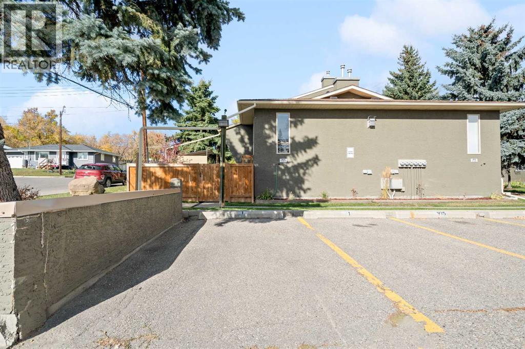 1, 29 Poplar Avenue, Okotoks, Alberta  T1S 1Z5 - Photo 36 - A2350516
