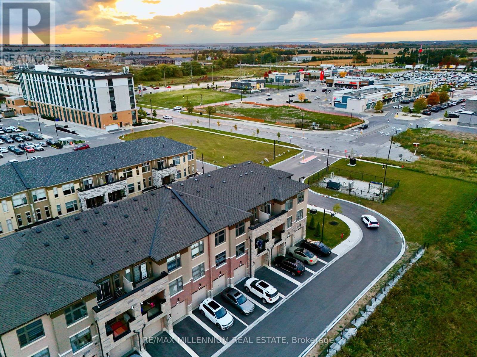21 - 45 Fieldridge Crescent, Brampton, Ontario  L6R 0A7 - Photo 2 - W13872784
