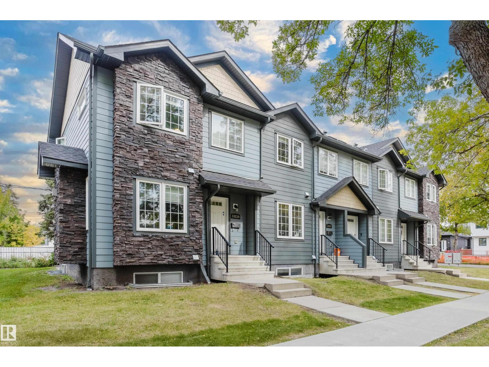 10204 - 10210 113 Av Nw, Edmonton, Alberta  T5G 0W9 - Photo 1 - E4512163