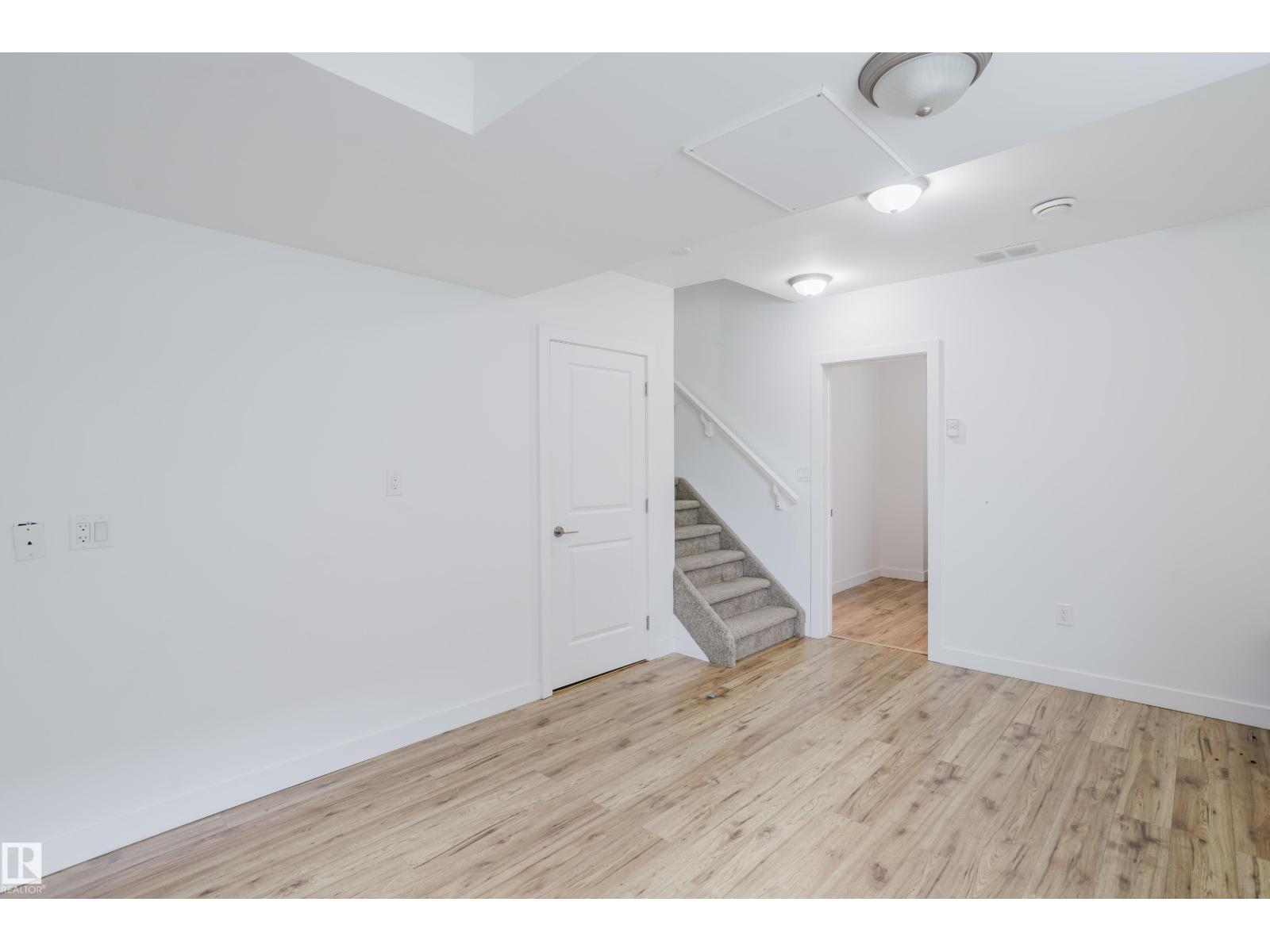 10204 - 10210 113 Av Nw, Edmonton, Alberta  T5G 0W9 - Photo 38 - E4512163