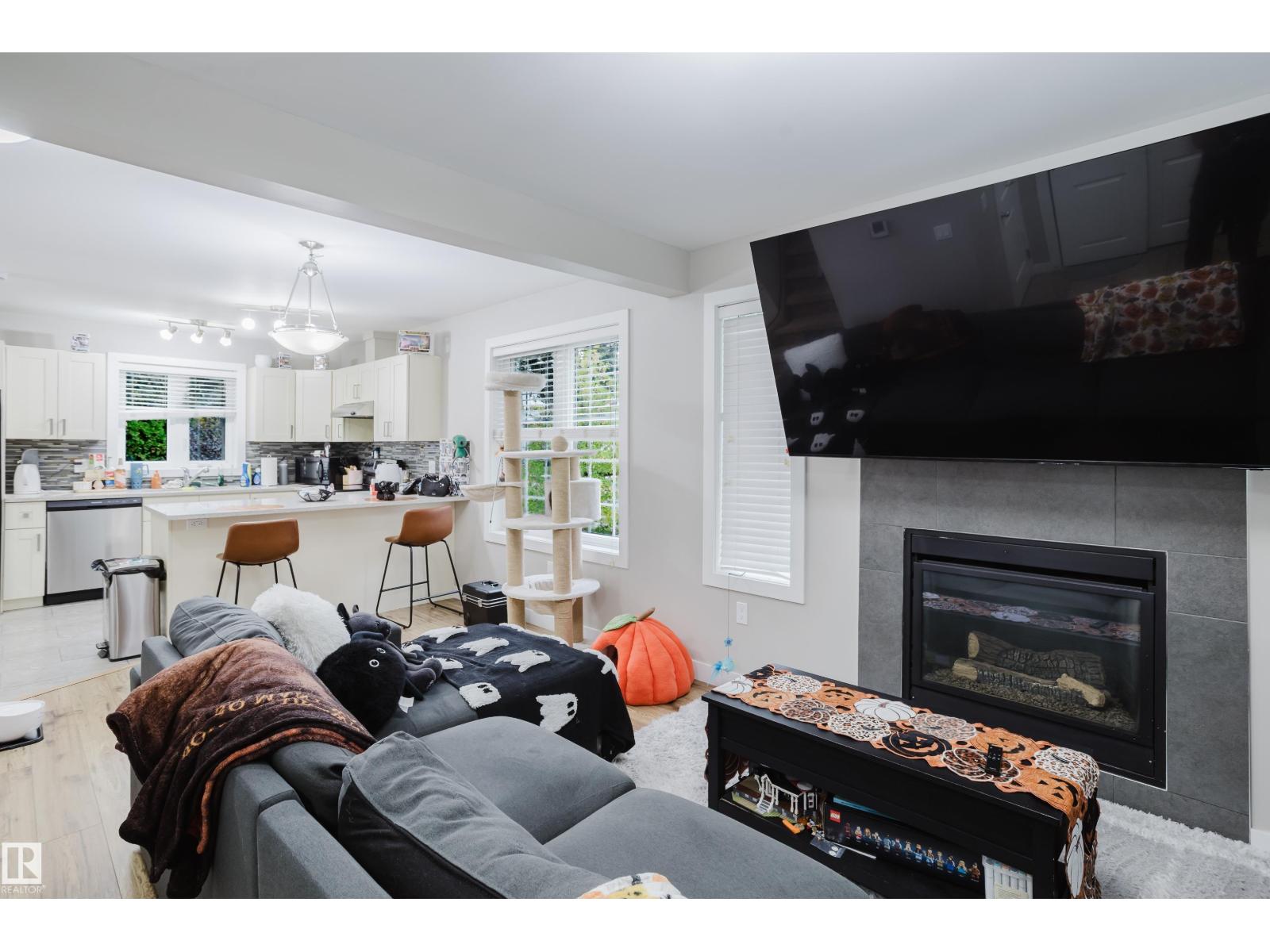 10204 - 10210 113 Av Nw, Edmonton, Alberta  T5G 0W9 - Photo 8 - E4512163