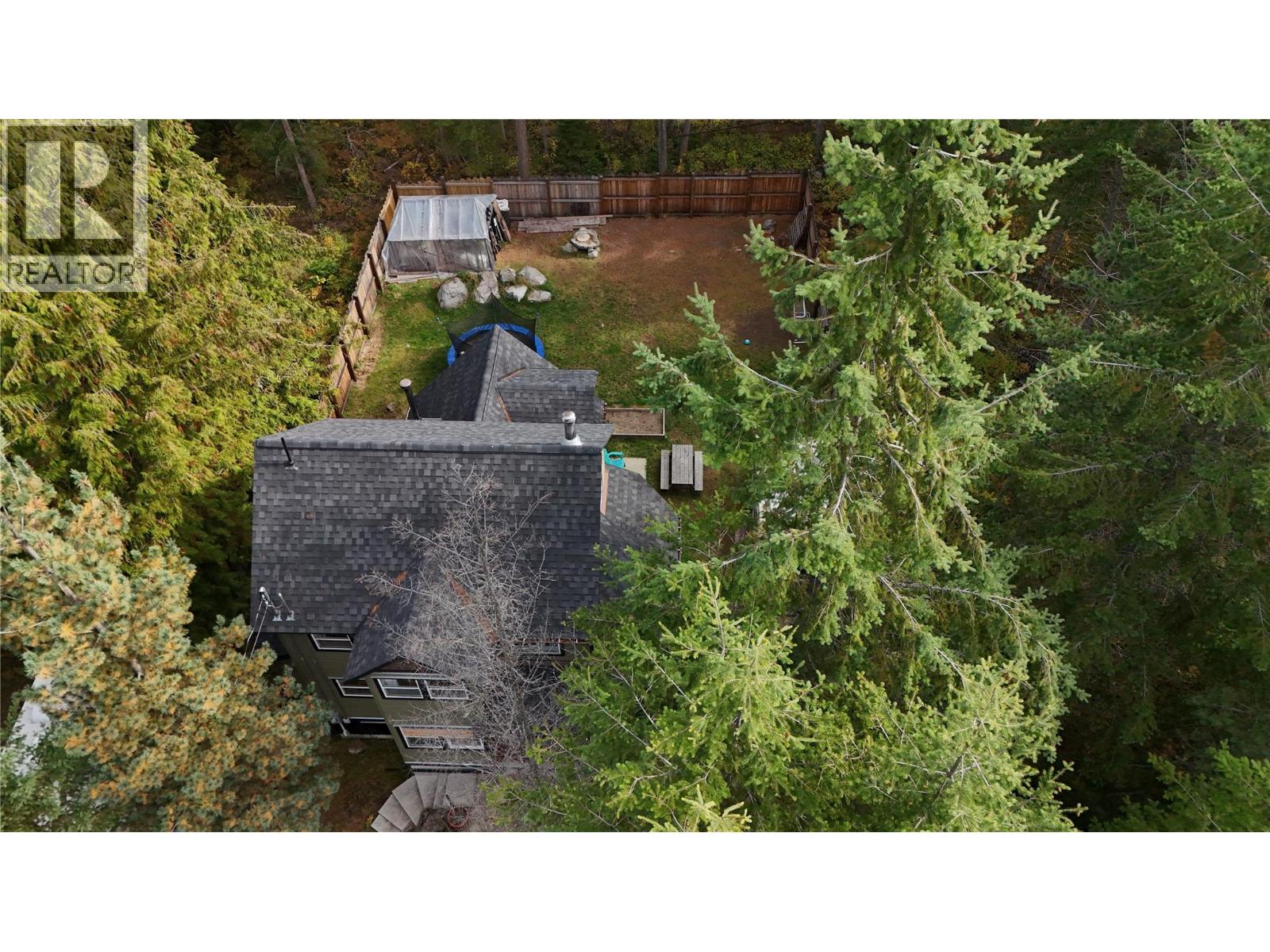 1112 Hume Street, Slocan, British Columbia  V0G 2C0 - Photo 53 - 10402435