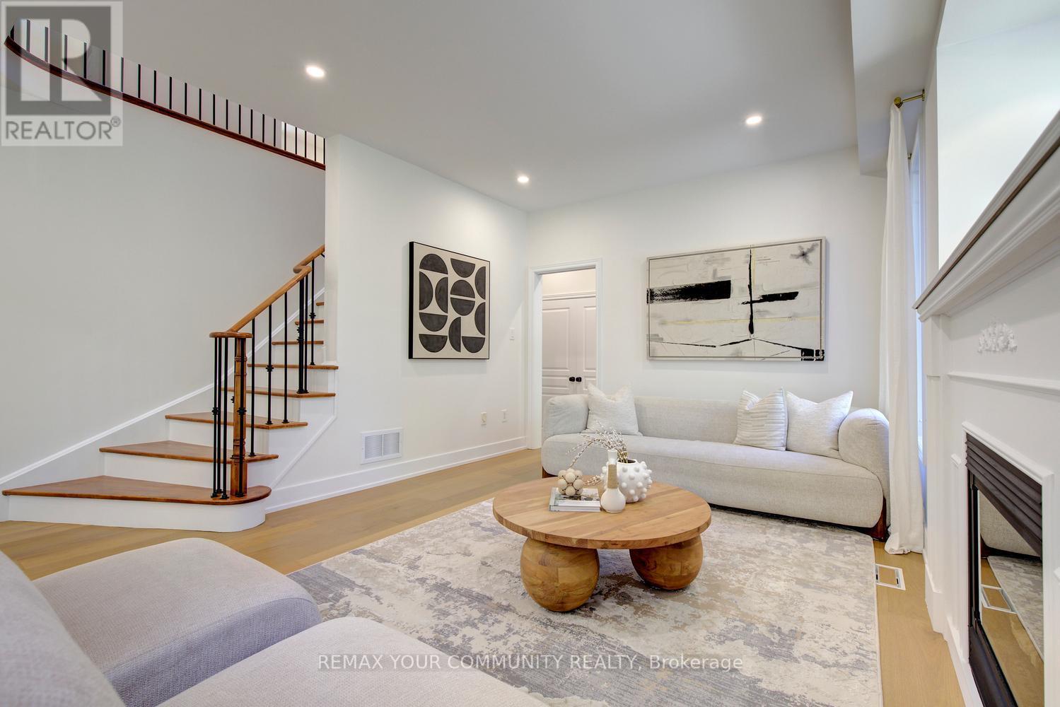 214 Selwyn Road, Richmond Hill, Ontario  L4E 0A6 - Photo 25 - N13874694