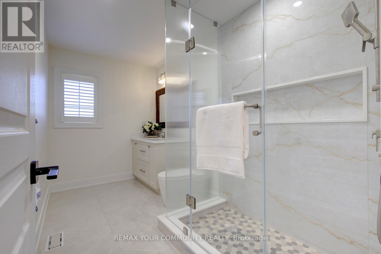 214 Selwyn Road, Richmond Hill, Ontario  L4E 0A6 - Photo 36 - N13874694