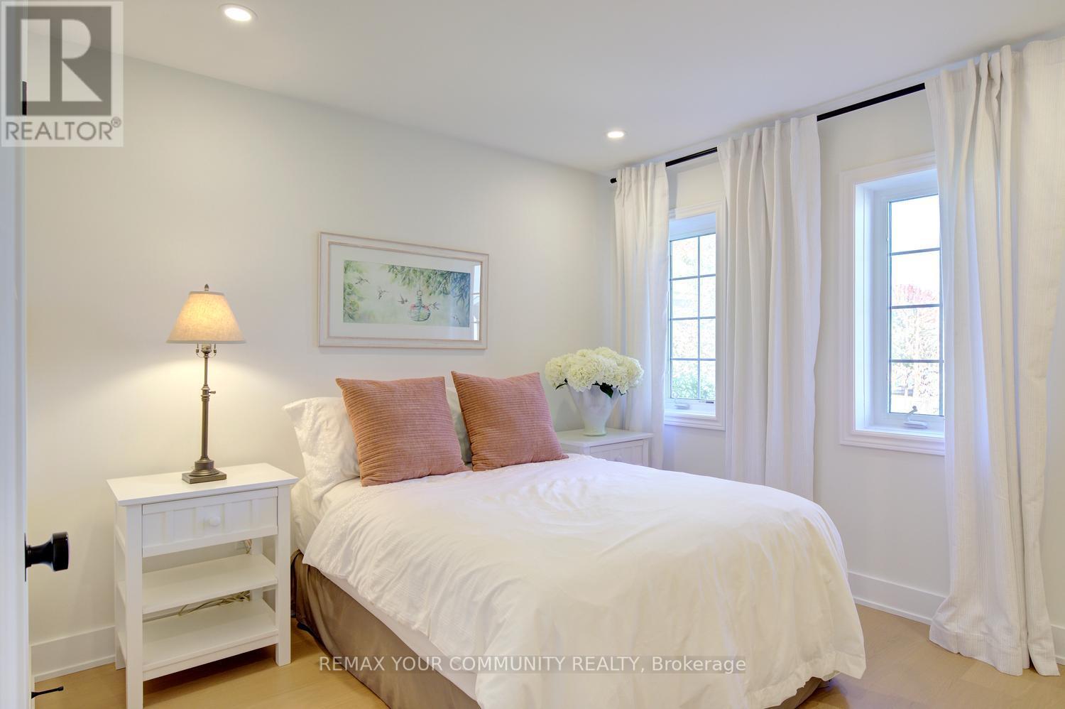 214 Selwyn Road, Richmond Hill, Ontario  L4E 0A6 - Photo 38 - N13874694