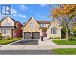 214 SELWYN ROAD, Richmond Hill, Ontario