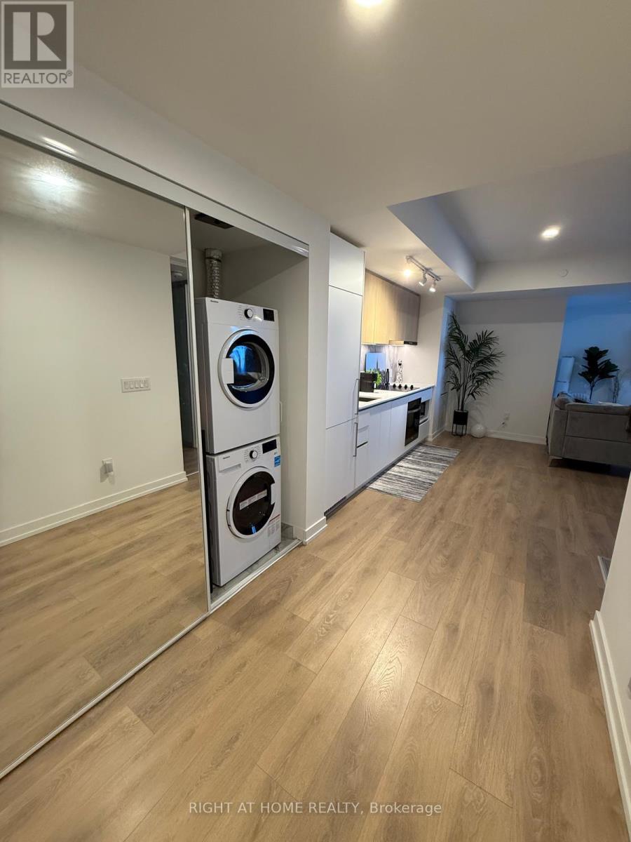 905 - 1100 Sheppard Avenue W, Toronto, Ontario  M3K 0E4 - Photo 2 - W13874702