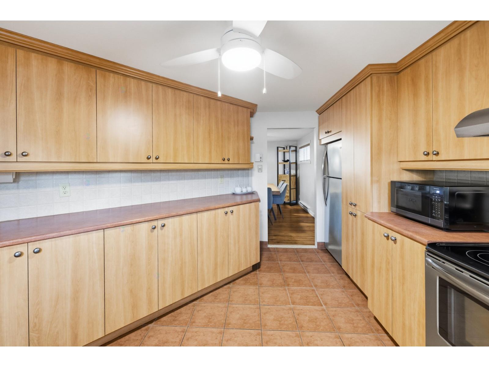 7295 Rue de l'Herbe-Bleue Terrebonne (La Plaine) Quebec Canada J7M1K9 5