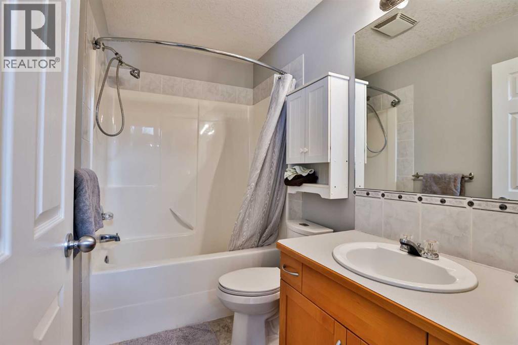 139 Heritage Circle W, Lethbridge, Alberta  T1K 7K5 - Photo 11 - A2349749
