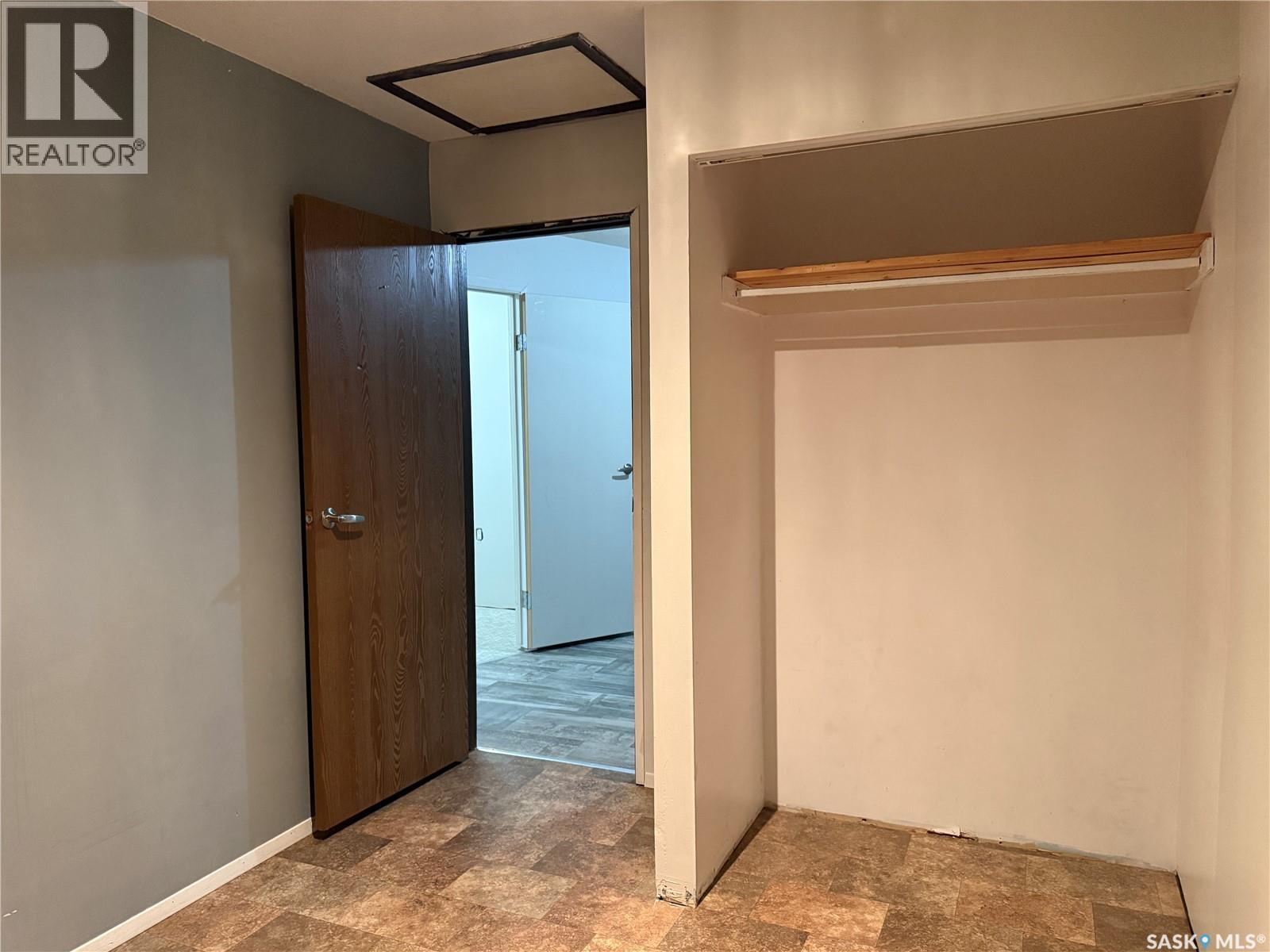 25 Home Street W, Moose Jaw, Saskatchewan  S6H 4X2 - Photo 31 - SK042632