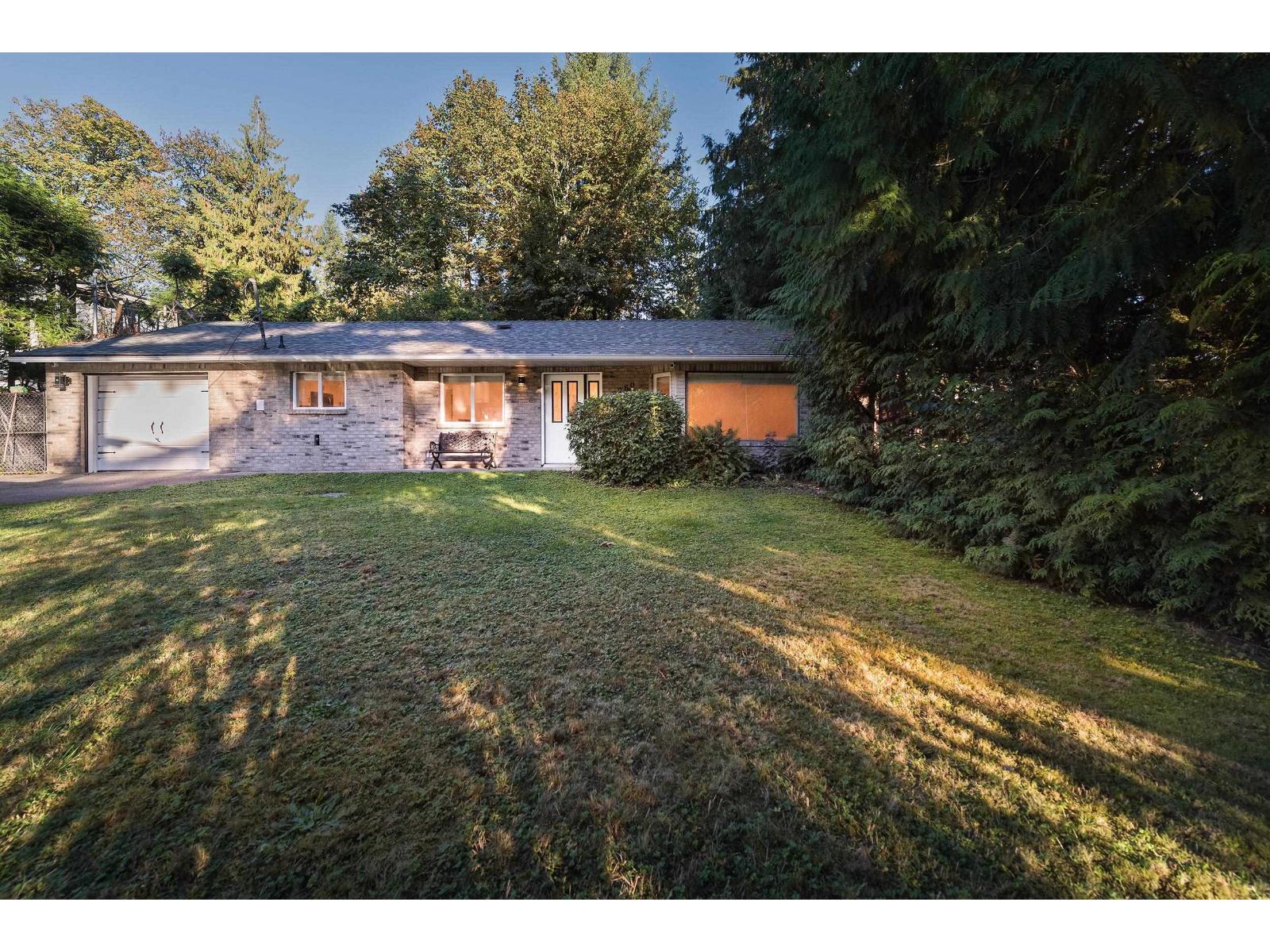 8280 MANSON STREET Mission British Columbia Canada V2V6P9 2