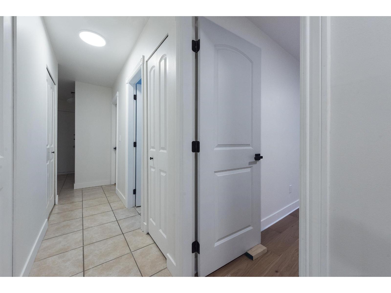 8280 Manson Street, Mission, British Columbia  V2V 6P9 - Photo 15 - R3133355
