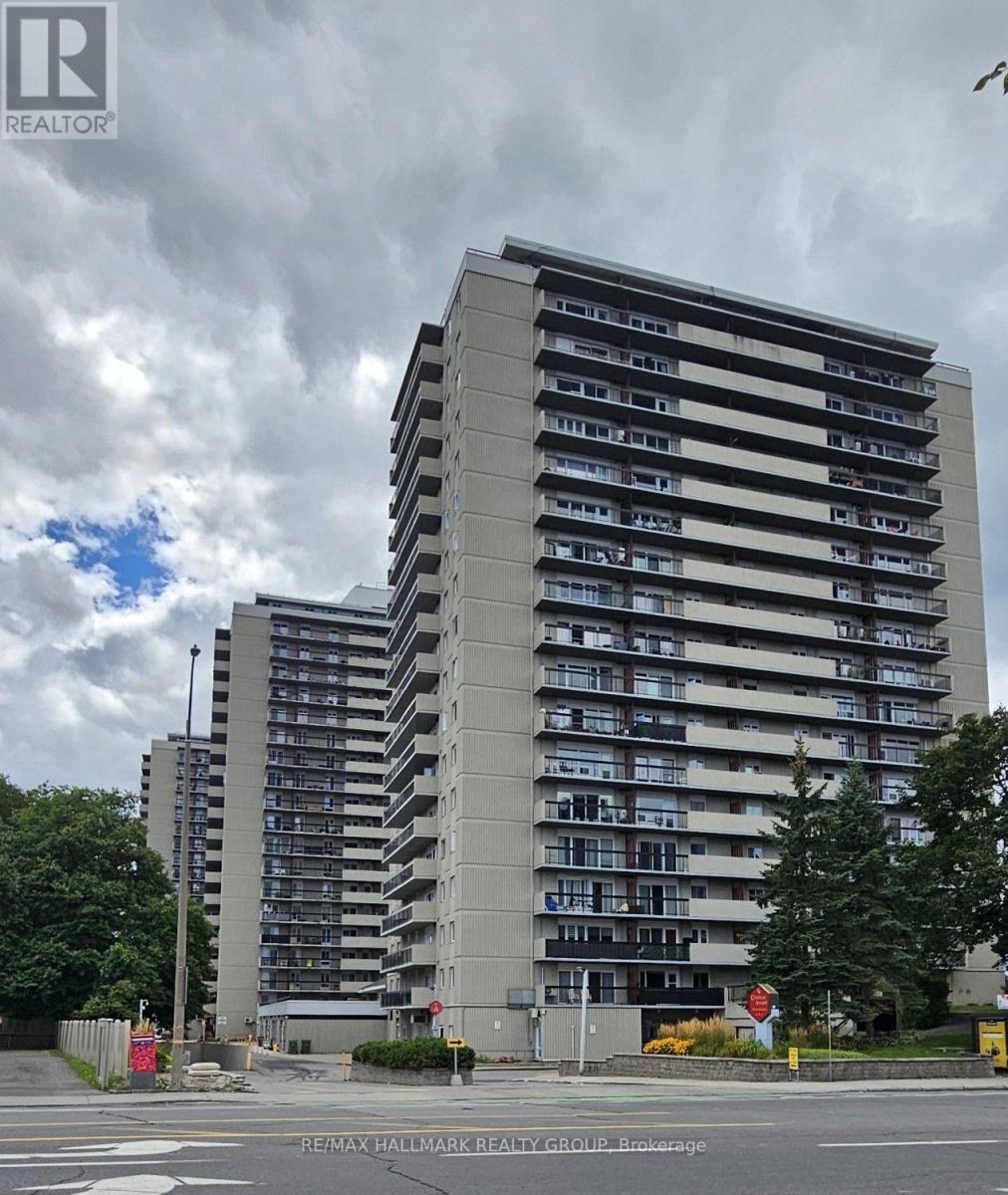 4 - 158A MCARTHUR AVENUE, Ottawa, Ontario