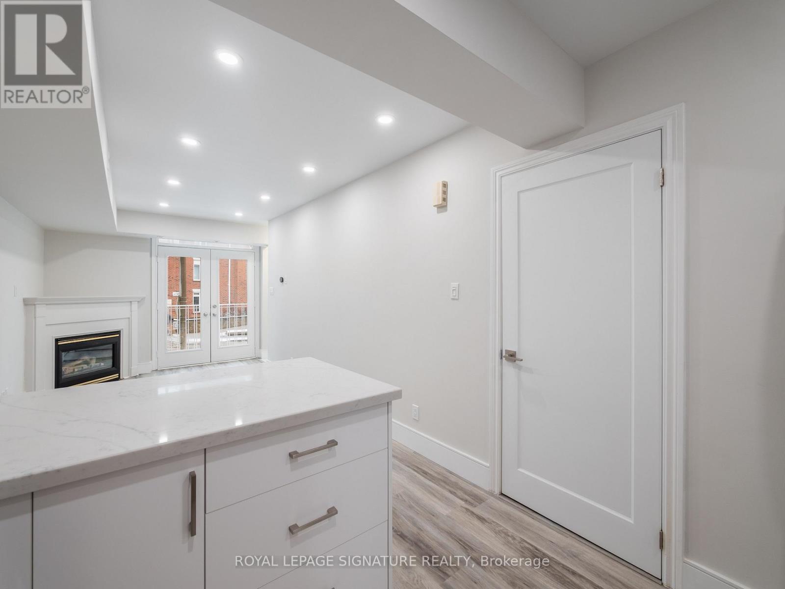 102 - 1 Sudbury Street, Toronto, Ontario  M6J 3W6 - Photo 15 - C13874786