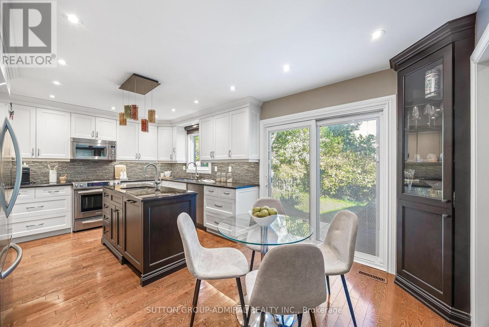 49 Hetherington Crescent, Vaughan, Ontario  L4J 2M9 - Photo 11 - N13874722