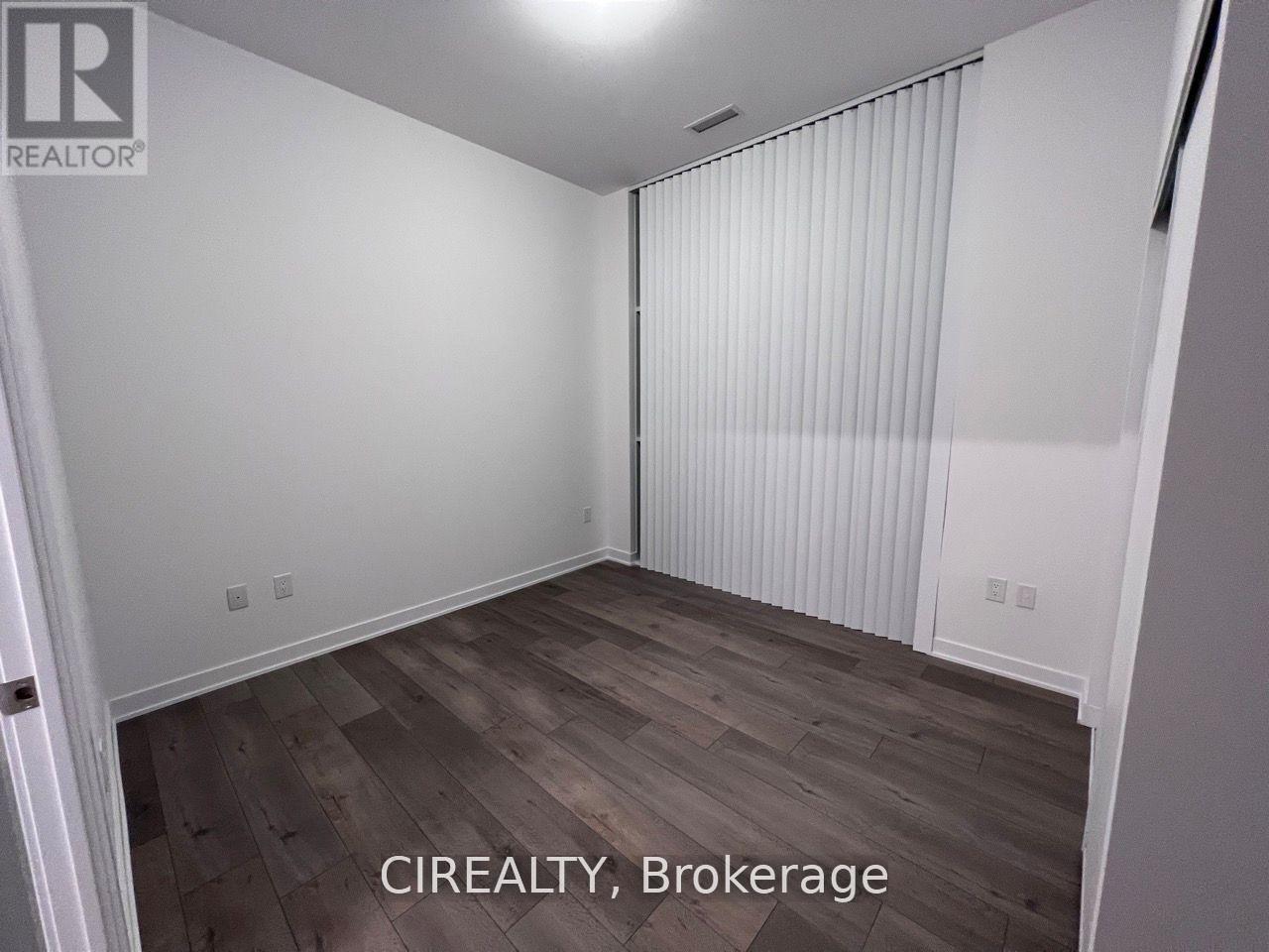 210 - 38 Honeycrisp Crescent, Vaughan, Ontario  L4K 0M8 - Photo 7 - N13874766
