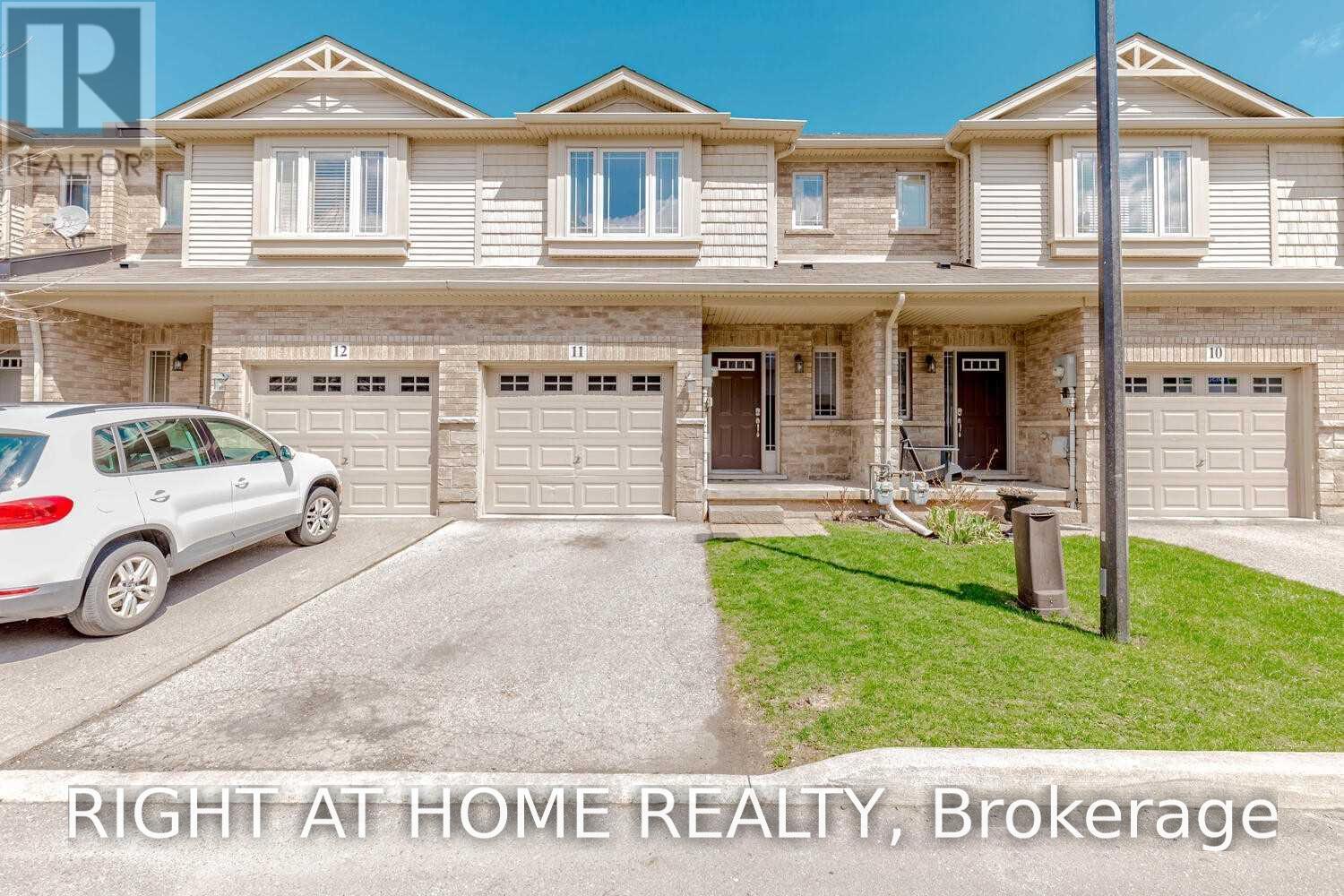 11 - 6 CHESTNUT DRIVE, Grimsby, Ontario