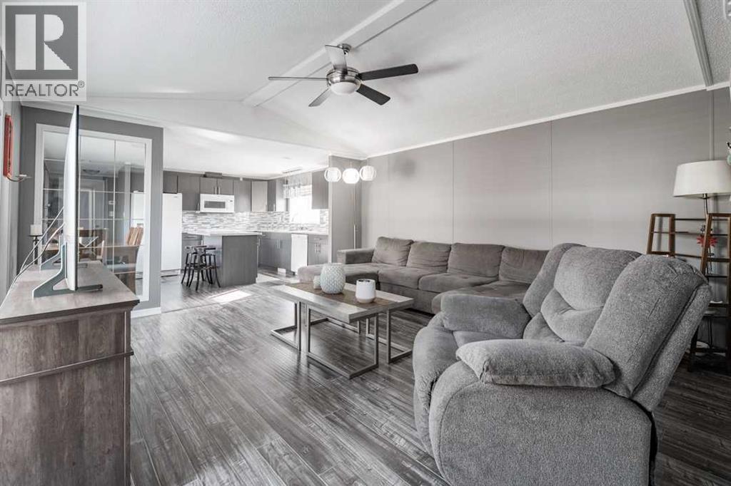 164 Caouette Crescent, Fort Mcmurray, Alberta  T9K 2H5 - Photo 7 - A2350432