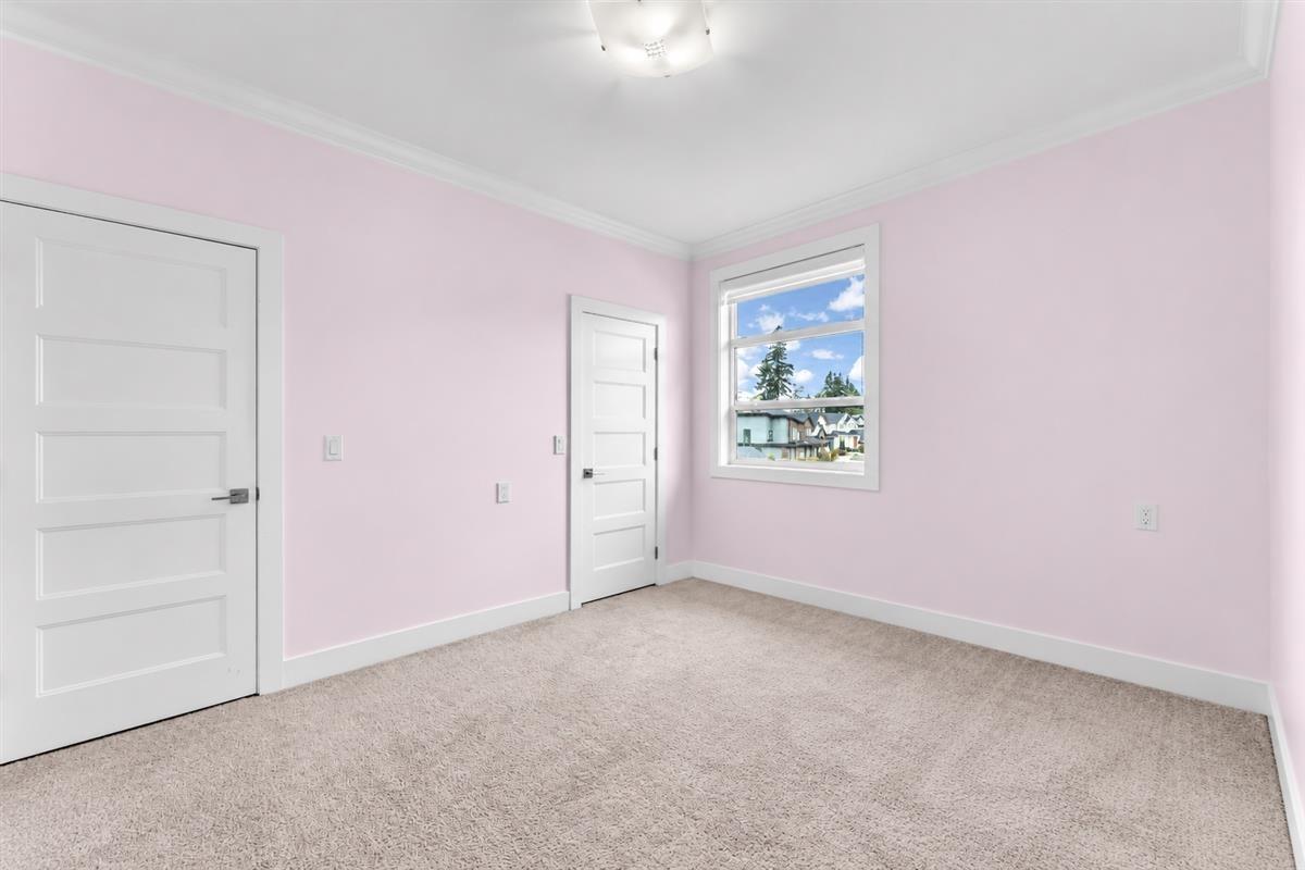 16520 20a Avenue, Surrey, British Columbia  V3Z 0X6 - Photo 11 - R3173084